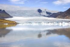 Nationaal Park Vatnajökull - Nationaal Park Vatnajökull - dynamische natuur van vuur en ijs: Het gletsjermeer Breiðarlón en de Breiðamerkurjökull, een...