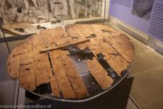 Ringforten uit de Vikingtijd - Het museum bij ringfort Trelleborg herbergt een collectie krijgsuitrusting die in en rond het fort is teruggevonden. De meest unieke vondst is een... Ringforten uit de Vikingtijd - Het museum bij ringfort Trelleborg herbergt een collectie krijgsuitrusting die in en rond het fort is teruggevonden. De meest unieke vondst is een...