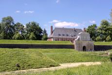 Vestingwerken van Vauban, Citadel van Arras - Vestingwerken van Vauban: De Porte Royale is de hoofdpoort van de Citadel van Arras. Lodewijk XIV gaf zijn militaire... Vestingwerken van Vauban, Citadel van Arras - Vestingwerken van Vauban: De Porte Royale is de hoofdpoort van de Citadel van Arras. Lodewijk XIV gaf zijn militaire...