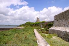 Saint-Vaast-la-Hougue/Tatihou, Towers of Vauban - Fortifications of Vauban at Saint-Vaast-la-Hougue and Tatihou, the Vauban Towers: The crossfire from the batteries of the two fortresses and the...