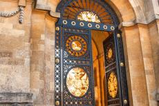 Blenheim Palace - Blenheim Palace: The East Gate is the ceremonial entrance gate to the palace, the massive gate served also as a water tower, it had to...