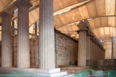 Tempel van Apollo Epicurius in Bassae - Omdat de tempel van Apollo Epicurius in Bassae in een verlaten streek ligt, werd hij pas in 1765 door toeval ontdekt door...