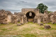 St. Augustine's Abbey in Canterbury - Abdij van St. Augustinus in Canterbury: De Normandische crypte met de Mariakapel, de Chapel of St. Mary and the Angels. Rechts ligt de...