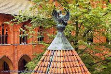 Castle of the Teutonic Order in Malbork - A heraldic pelican adorns the top of the well of the Castle of the Teutonic Order in Malbork. The castle well is situated in the courtyard of...