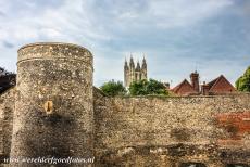 Kathedraal van Canterbury - De kathedraal van Canterbury staat binnen de eeuwenoude muren van de stad Canterbury. De kathedraal is een van de oudste en meest beroemde...