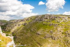 Sassi di Matera en grotkerken van Matera - De Sassi di Matera langs de Gravina is een van de oudste nederzettingen in de wereld. De Sassi di Matera en grotkerken van...