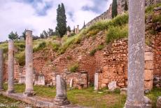 Archeologisch Delphi - Archeologisch Delphi: De Stoa van de Atheners. De Stoa van de Atheners heeft Ionische zuilen, ze werd gebouwd door de Atheners na hun...