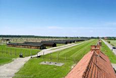 Auschwitz - Birkenau - De gebouwen van de sector BIIa, een deel van het vernietigingskamp Auschwitz - Birkenau. Het kampencomplex Auschwitz - Birkenau... Auschwitz - Birkenau - De gebouwen van de sector BIIa, een deel van het vernietigingskamp Auschwitz - Birkenau. Het kampencomplex Auschwitz - Birkenau...