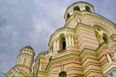 Historisch centrum van Riga - Het historisch centrum van Riga: De Geboorte van Christuskathedraal is de Russisch-orthodoxe kathedraal van Riga, ze werd gebouwd in... Historisch centrum van Riga - Het historisch centrum van Riga: De Geboorte van Christuskathedraal is de Russisch-orthodoxe kathedraal van Riga, ze werd gebouwd in...