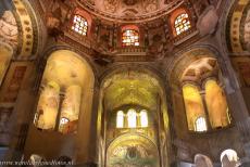 Vroegchristelijke monumenten van Ravenna - Vroegchristelijke monumenten van Ravenna: De Basiliek van San Vitale is vernoemd naar St. Vitalis, een christelijke martelaar. Vitalis... Vroegchristelijke monumenten van Ravenna - Vroegchristelijke monumenten van Ravenna: De Basiliek van San Vitale is vernoemd naar St. Vitalis, een christelijke martelaar. Vitalis...