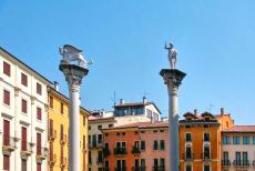 Vicenza en Palladiaanse villa's in Veneto - De stad Vicenza en de Palladiaanse villa's in Veneto: De zuil met de leeuw op de Piazza dei Signori staat symbool voor Venetië. Op de...