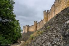 Convent van Christus in Tomar - Convent van Christus in Tomar: De ronde torens van de buitenste verdedigingsmuren van het convent van Christus in Tomar. De...